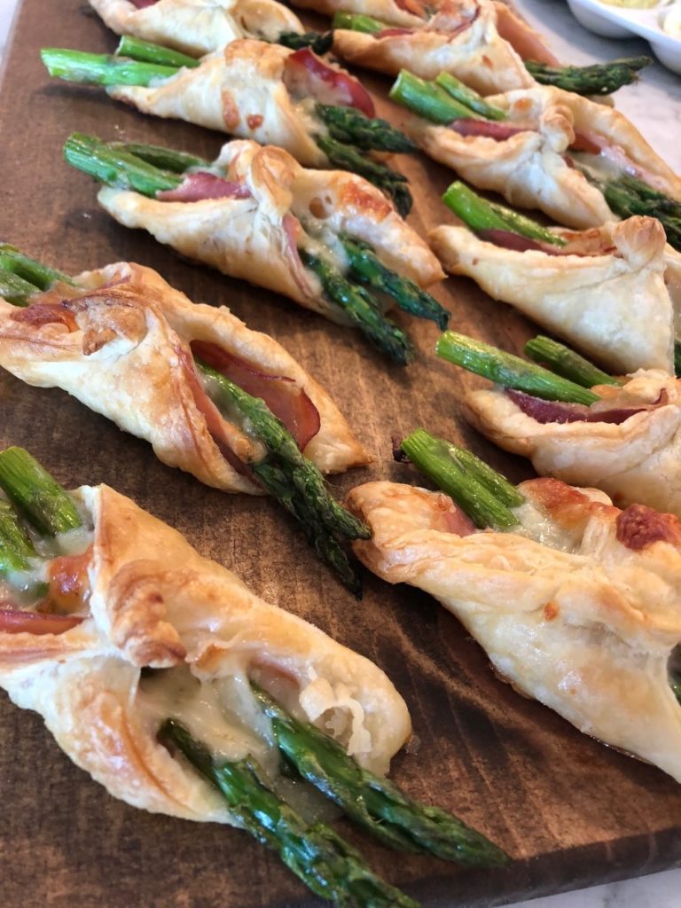 Asparagus+Bundles+Parcels+Puff+Pastry+prosciutto+Parmesan