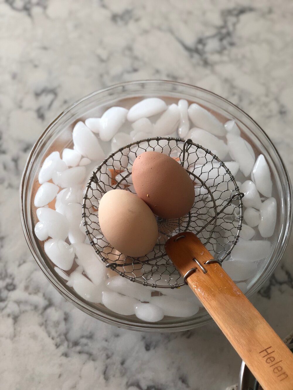 How to hard boils eggs_ Ice Bath