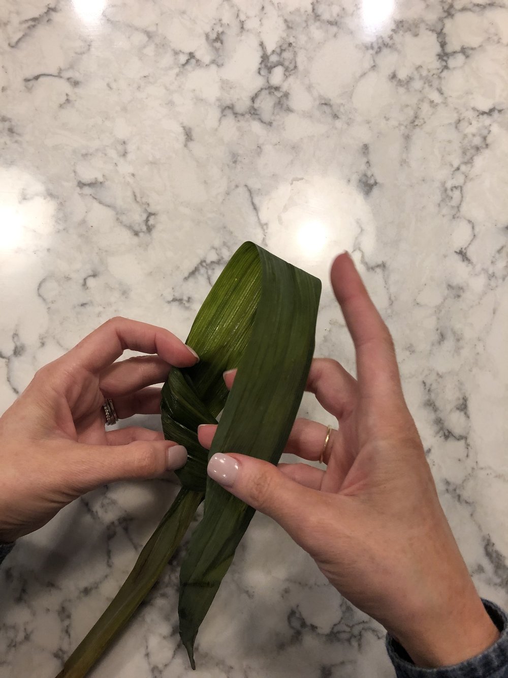 How to wrap Thai Pandan leaf chicken