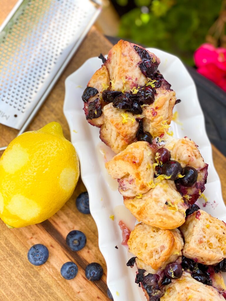 BLUEBERRY LEMON MONKEY BREAD