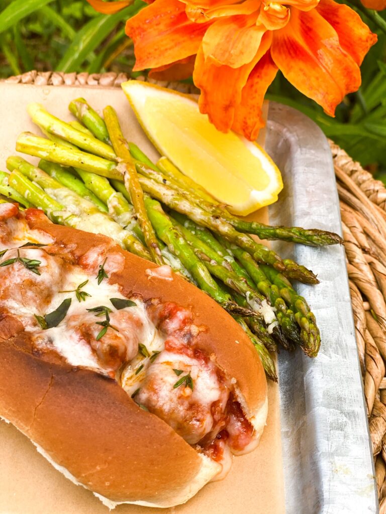 CLASSIC ITALIAN MEATBALL SUB