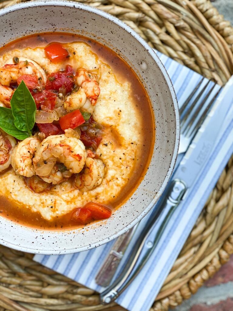 Sauteed shrimp with tomatoes, onions and 